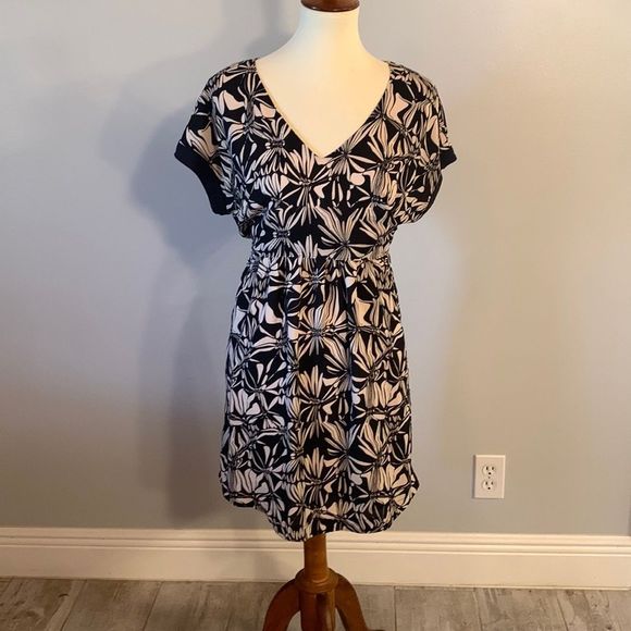 [Anthropologie] Black/Cream Pattern Dress - Size XS - Picture 1 of 6